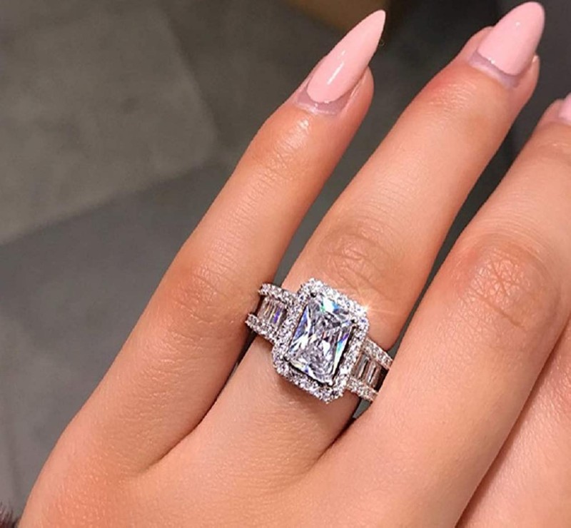 Make Your Dream Come True With a Diamond Engagement Ring