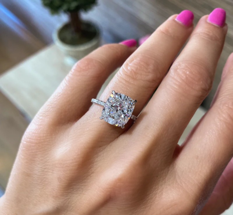 Find the Perfect Diamond Engagement Ring for Your Love