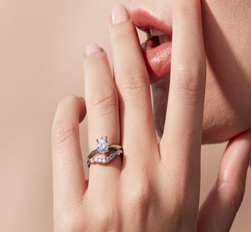 Cost-Effective Engagement Rings for Women