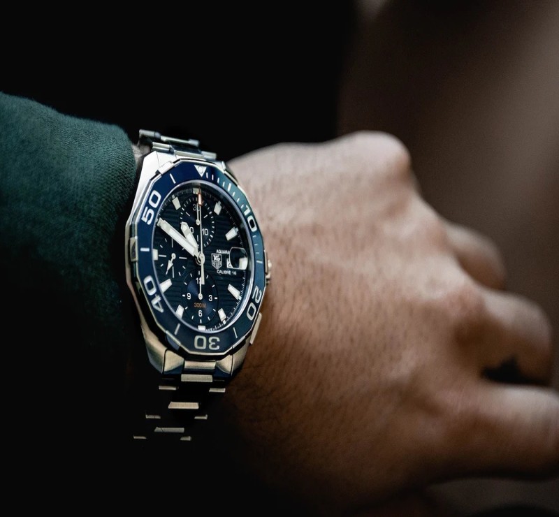 How to Shop Luxury Watches Online with Confidence