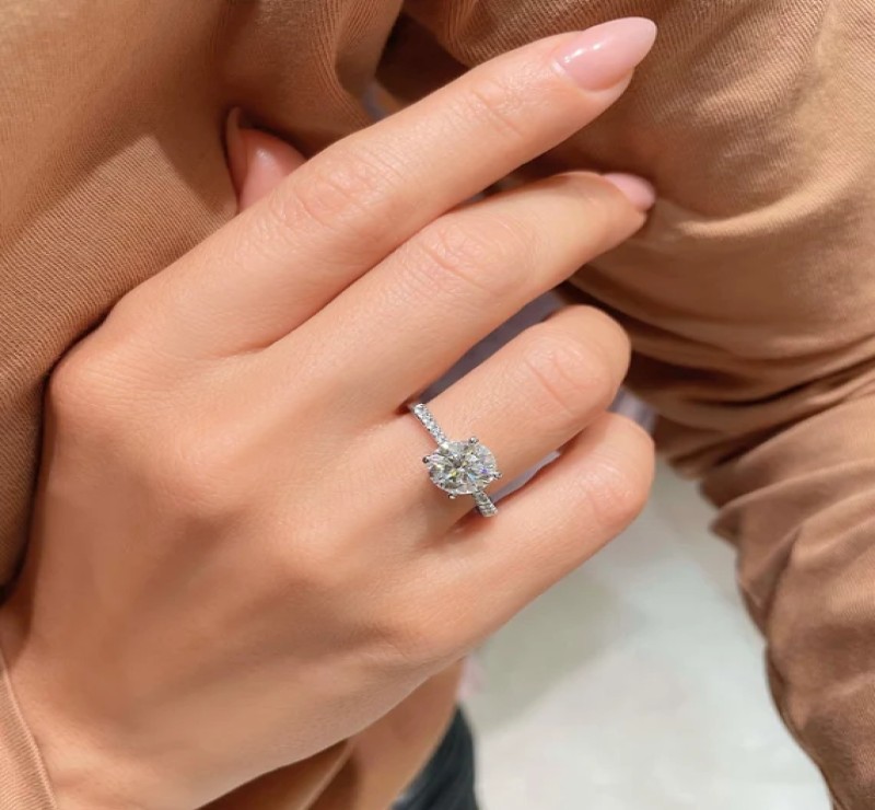 A Variety of Engagement Rings Online Are Available to Choose From